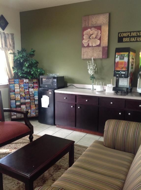 Regency Suites Iah Beltway 8 休斯敦 外观 照片