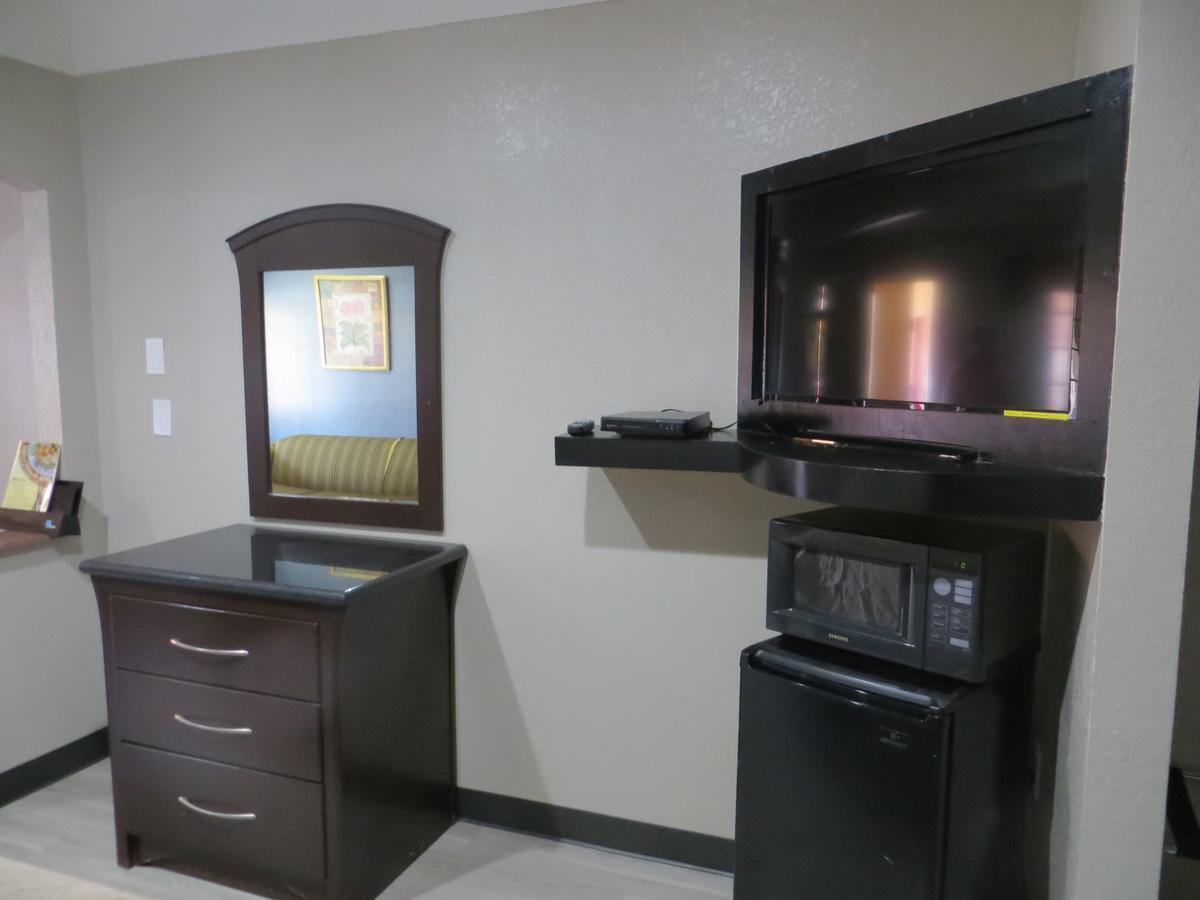 Regency Suites Iah Beltway 8 休斯敦 外观 照片